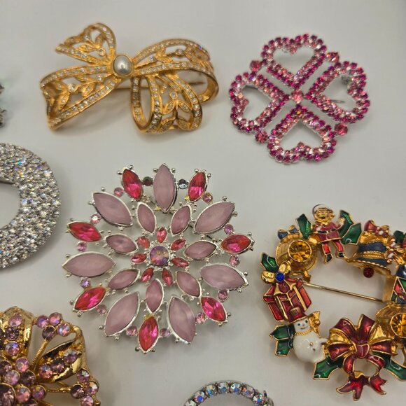 Vintage Brooch Collection Of 17 Pieces Rhinestones Enamel Gold Silver Floral - Picture 5 of 9